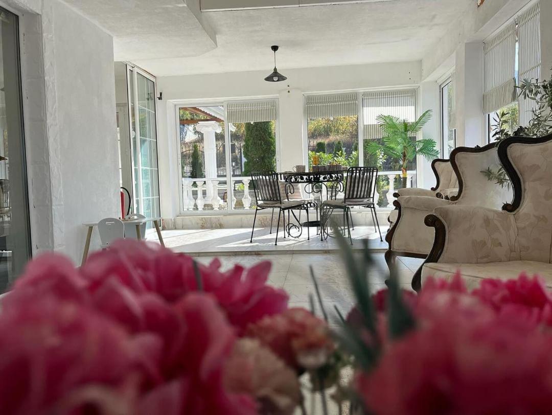 Белият Кът Apartamento Sapareva Banya Exterior foto